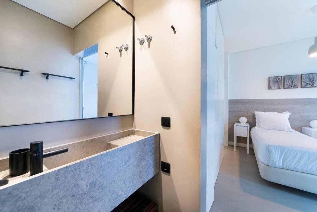 Stylish Apartment By Av. Da Liberdade Lisboa Екстериор снимка